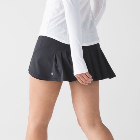 Lululemon Circuit Breaker Skirt EUC Size 6 - Picture 4 of 9